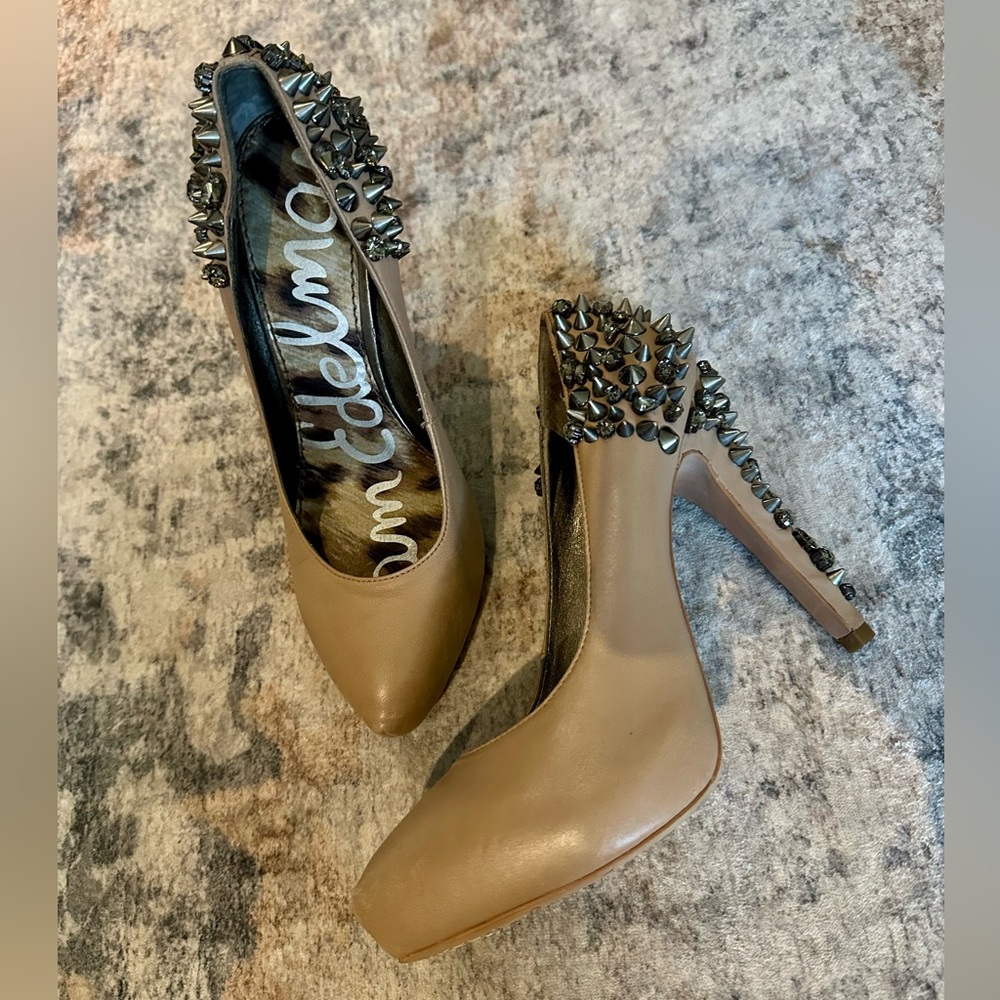 Sam Edelman Tan Studded Women's Heels Pumps